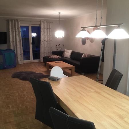Ferienwohnung Mit 3 Schlafzimmern, Erdgeschoss, Zentral Фрайунг Экстерьер фото